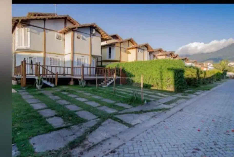 Casa com piscina no deck no Perequê, foto 1