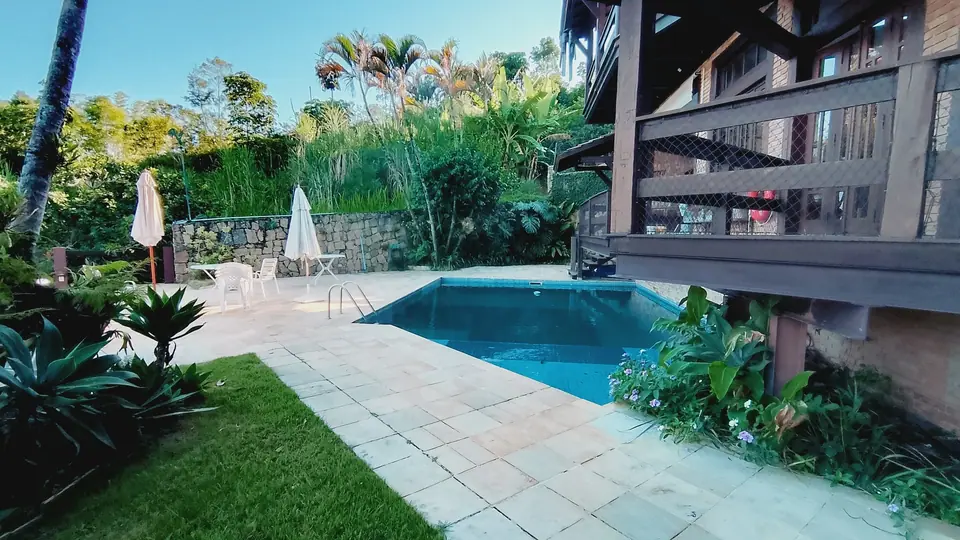 860 m² house with a pool in Engenho d'Água, photo 2